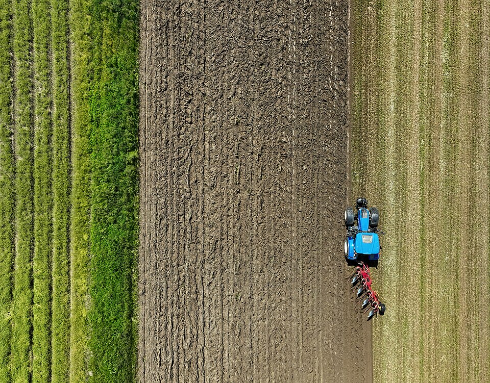 Agricultural Tractor 90HP