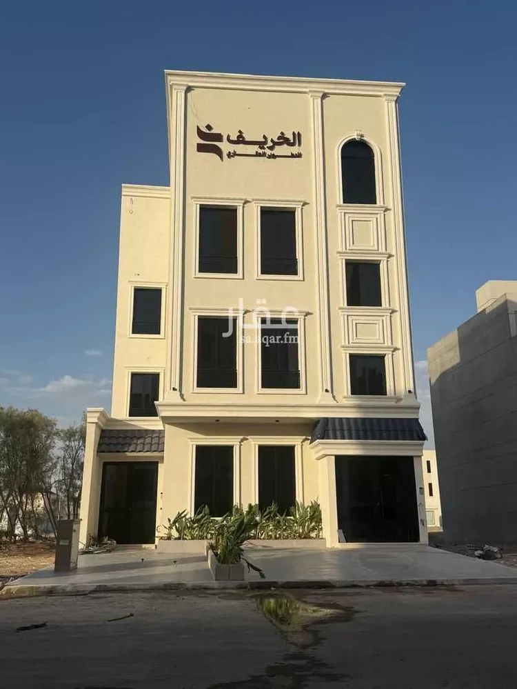 5-Bedroom Apartment in Shadhah, Madinah