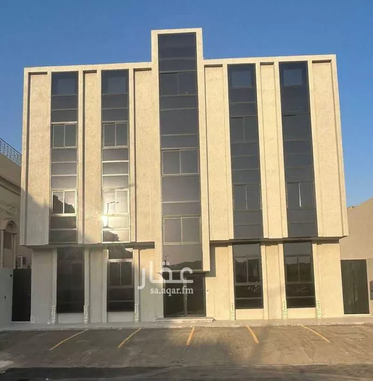 4-Bedroom Apartment in Shuran, Madinah